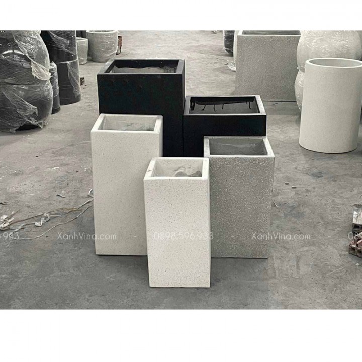 Chậu nhựa composite trụ vuông