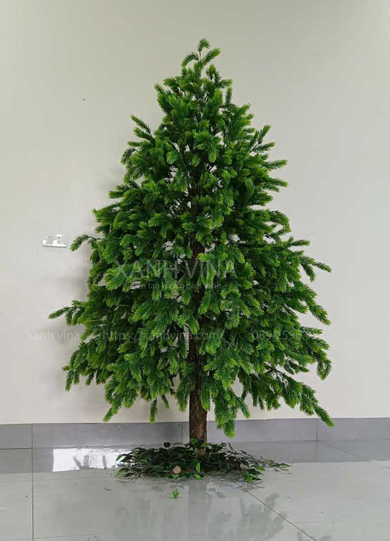 Mẫu cây thông noel kích thước 200cm được xanhvina thiết kế